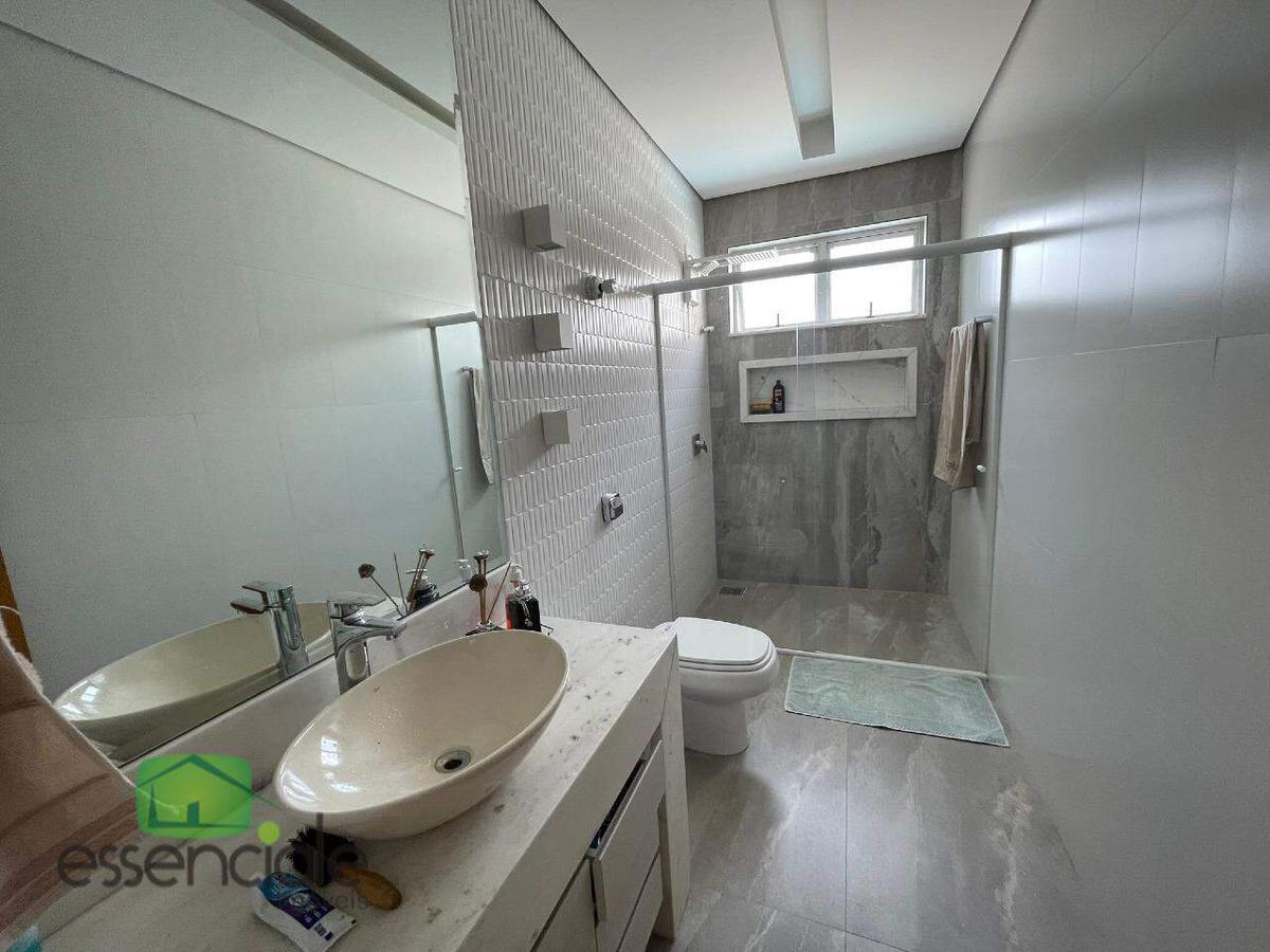 Casa, Jardim Riacho das Pedras, 3 Quartos, 8 Vagas, 2 Suítes