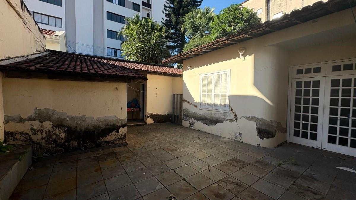 Casa, Prado, 4 Quartos, 2 Vagas, 1 Suíte