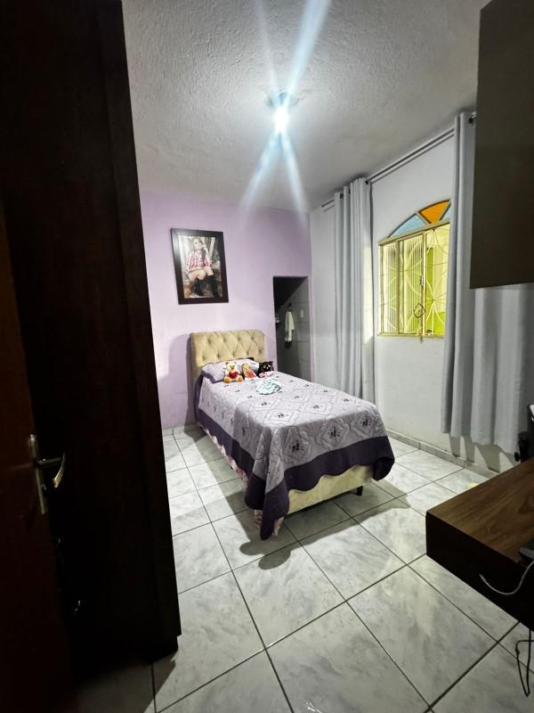 Casa, Centro, 3 Quartos, 3 Vagas, 1 Suíte