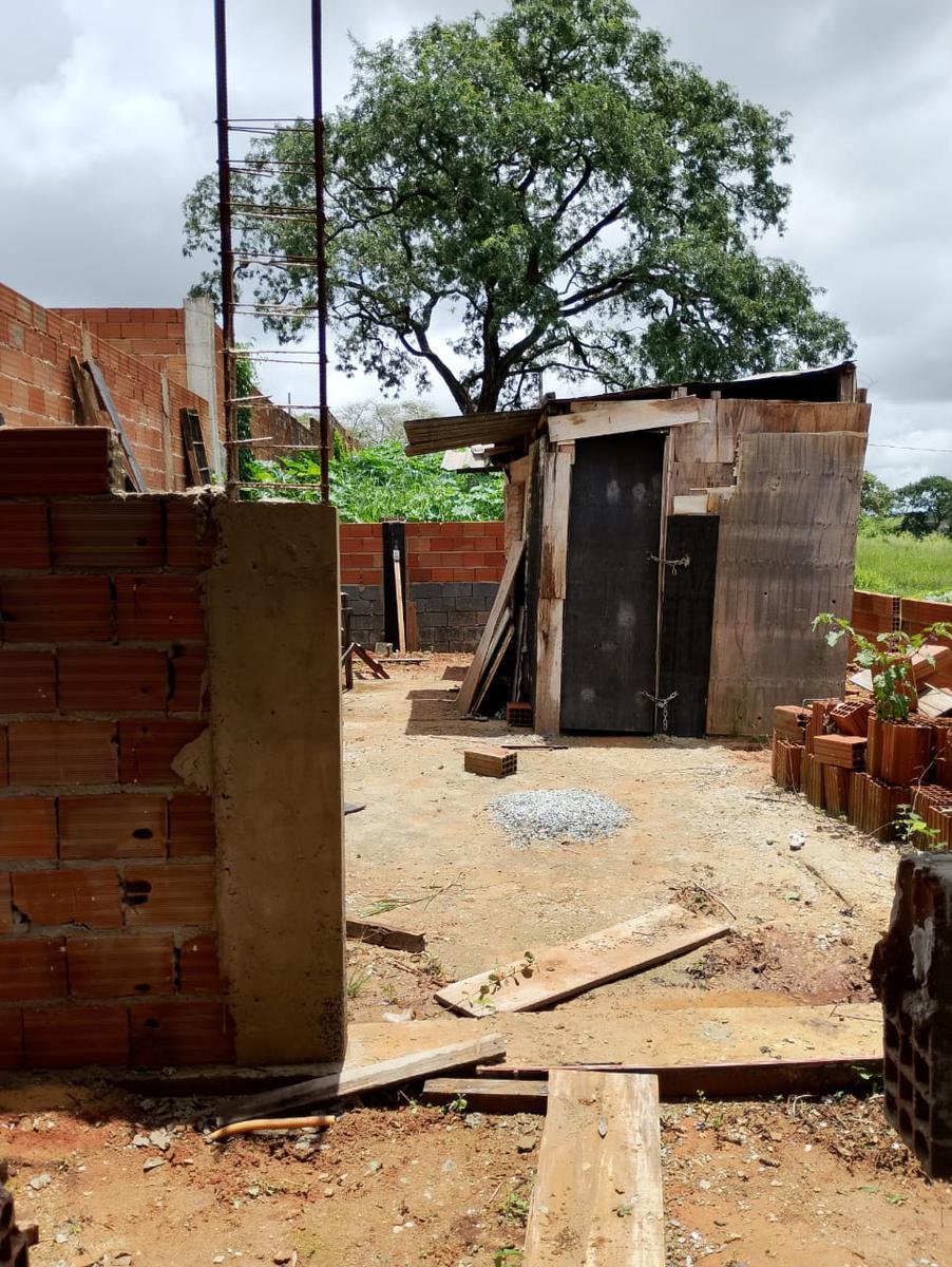 Casa, Vila dos Ipês, 3 Quartos, 2 Vagas, 1 Suíte