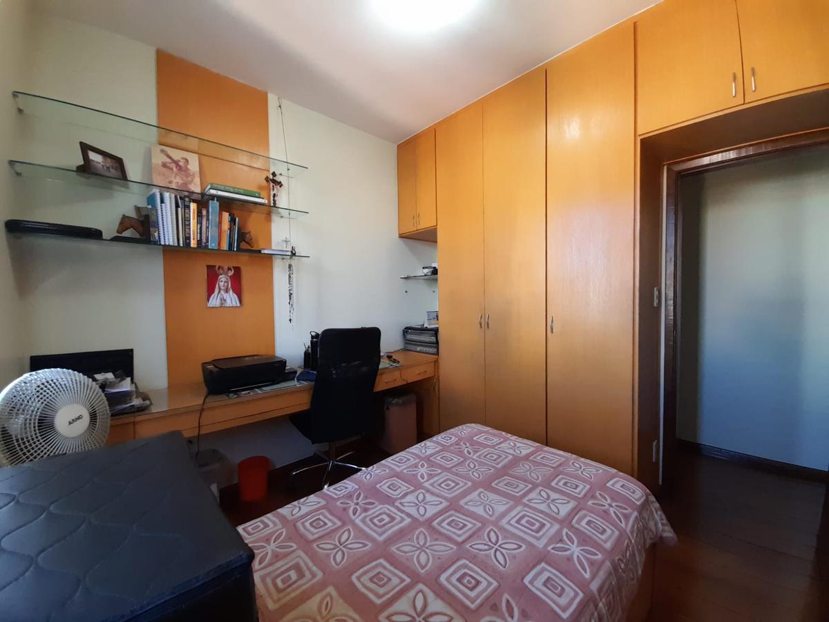 Cobertura, Calafate, 4 Quartos, 2 Vagas, 1 Suíte