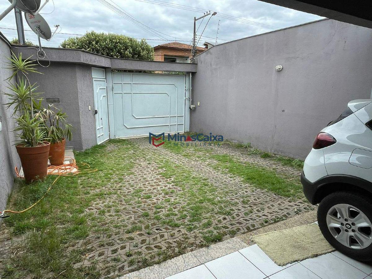 Casa, Giovanini, 4 Quartos, 3 Vagas, 1 Suíte