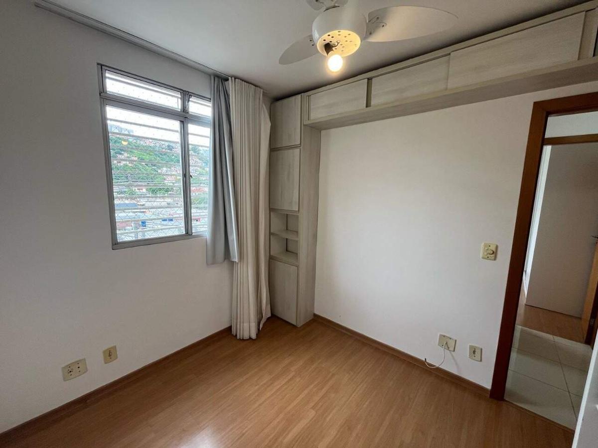 Apartamento, Estoril, 2 Quartos, 1 Vaga