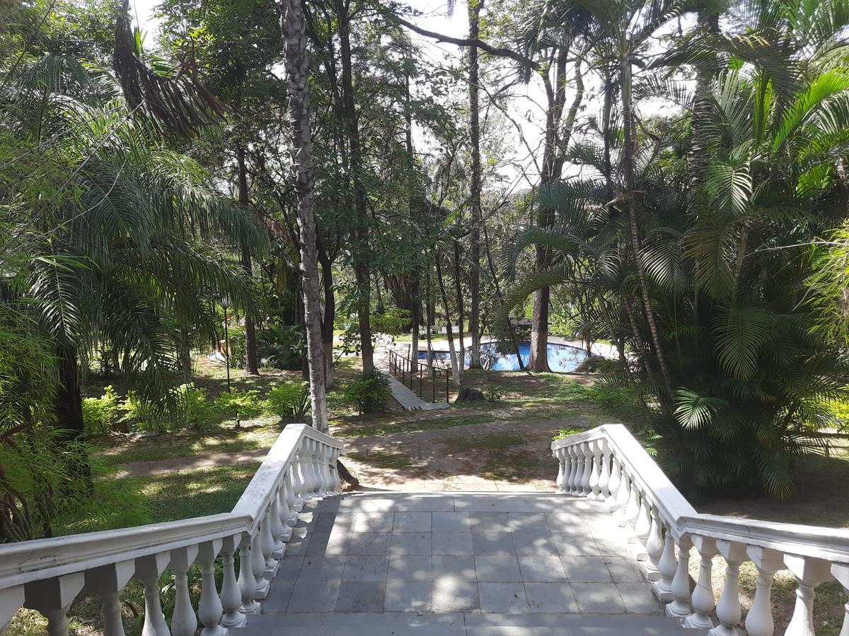 Casa, Braúnas, 6 Quartos, 20 Vagas, 4 Suítes