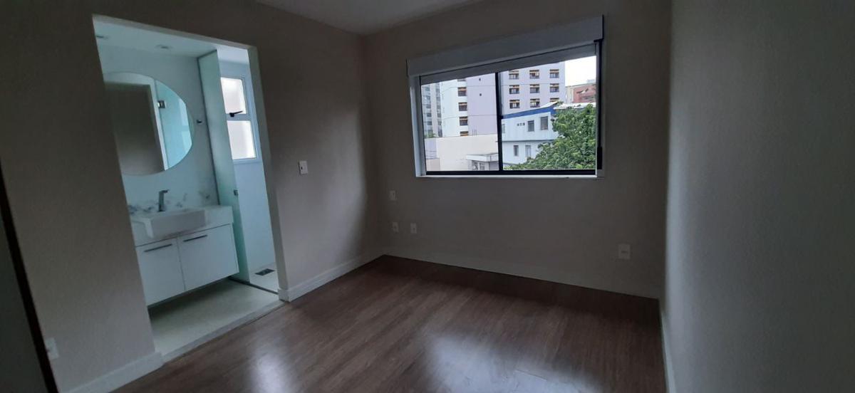 Apartamento, Funcionários, 2 Quartos, 2 Vagas, 2 Suítes