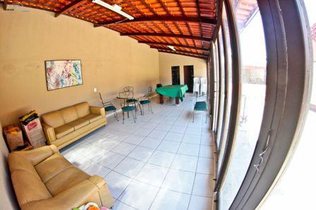 Casa, Floramar, 2 Quartos, 6 Vagas, 2 Suítes