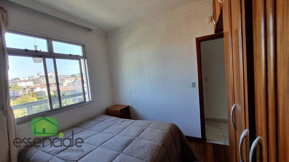 Cobertura, Santa Cruz Industrial, 3 Quartos, 2 Vagas, 1 Suíte