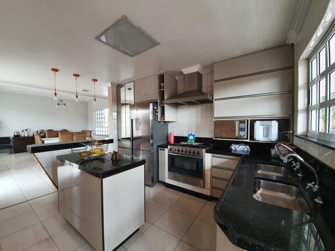 Casa, Jardim Riacho das Pedras, 4 Quartos, 6 Vagas, 3 Suítes