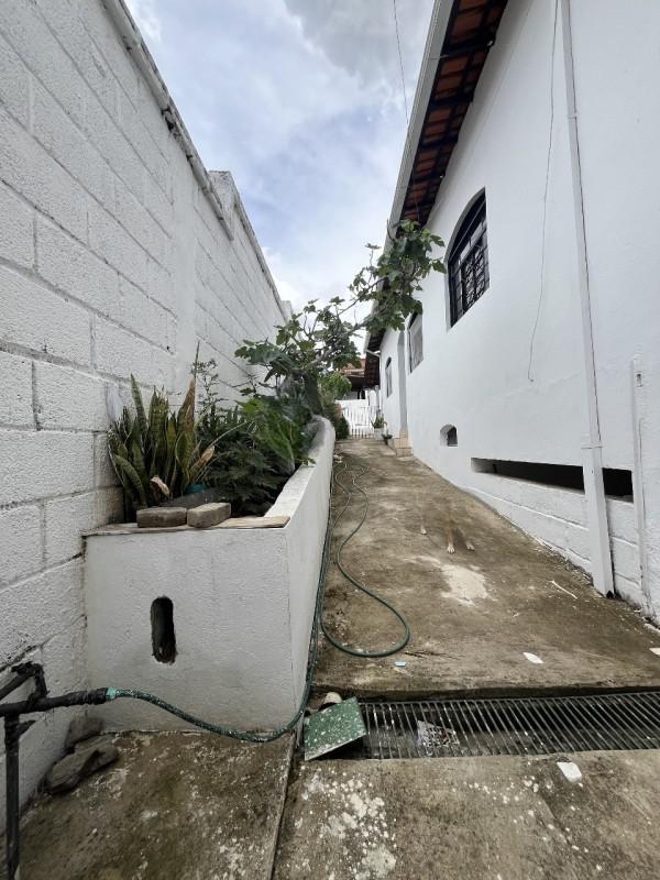 Casa, Eldorado, 2 Quartos, 3 Vagas, 1 Suíte