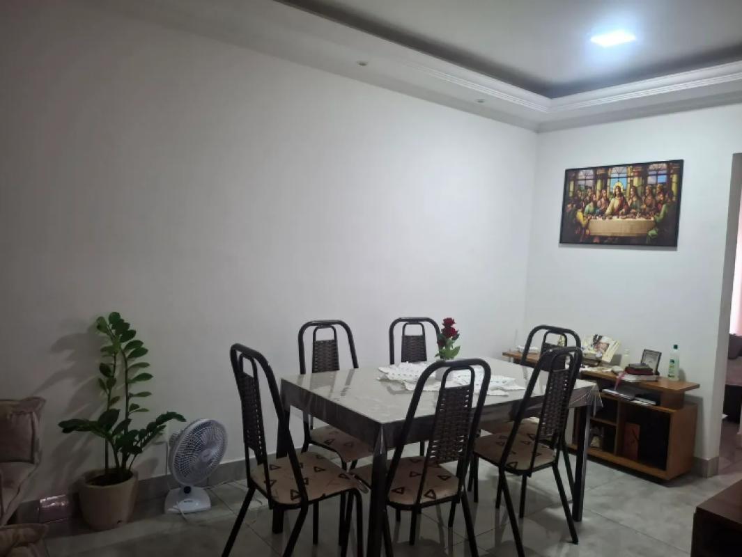 Apartamento, Castelo, 2 Quartos, 3 Vagas