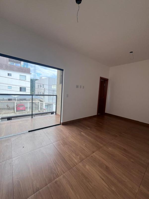 Casa, Masterville, 3 Quartos, 4 Vagas, 1 Suíte