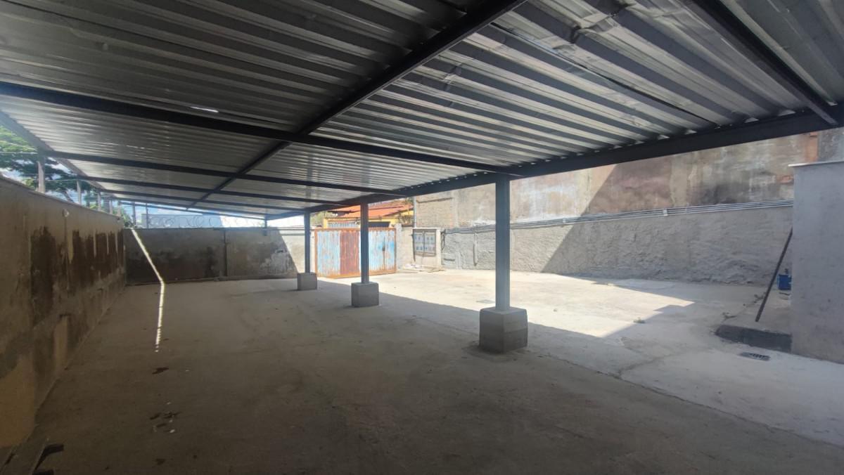 Casa, Santa Cruz, 2 Quartos, 1 Vaga