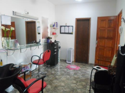 Casa, Planalto, 3 Quartos, 4 Vagas, 1 Suíte