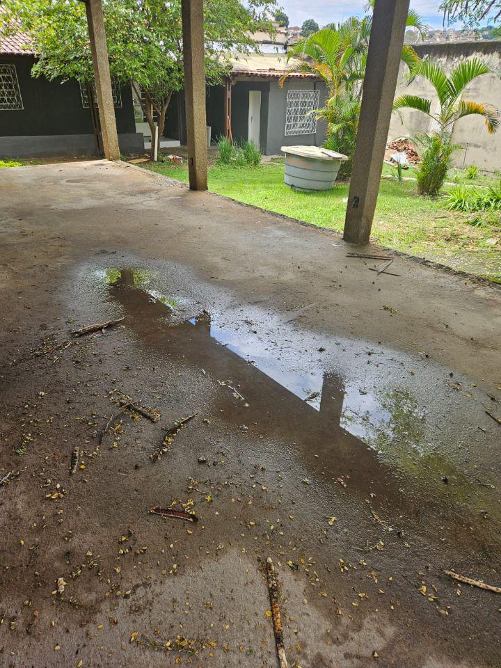 Casa, Cachoeirinha, 2 Quartos, 2 Vagas