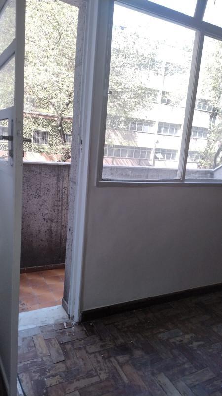 Apartamento, Centro, 2 Quartos, 0 Vaga