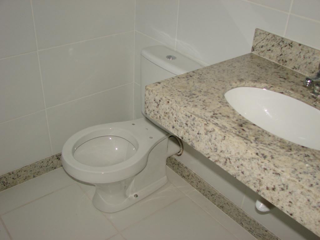 Sala, Lourdes, 2 Vagas
