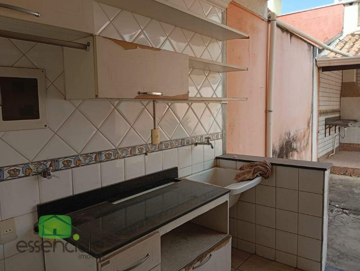 Casa, Três Barras, 3 Quartos, 2 Vagas, 1 Suíte