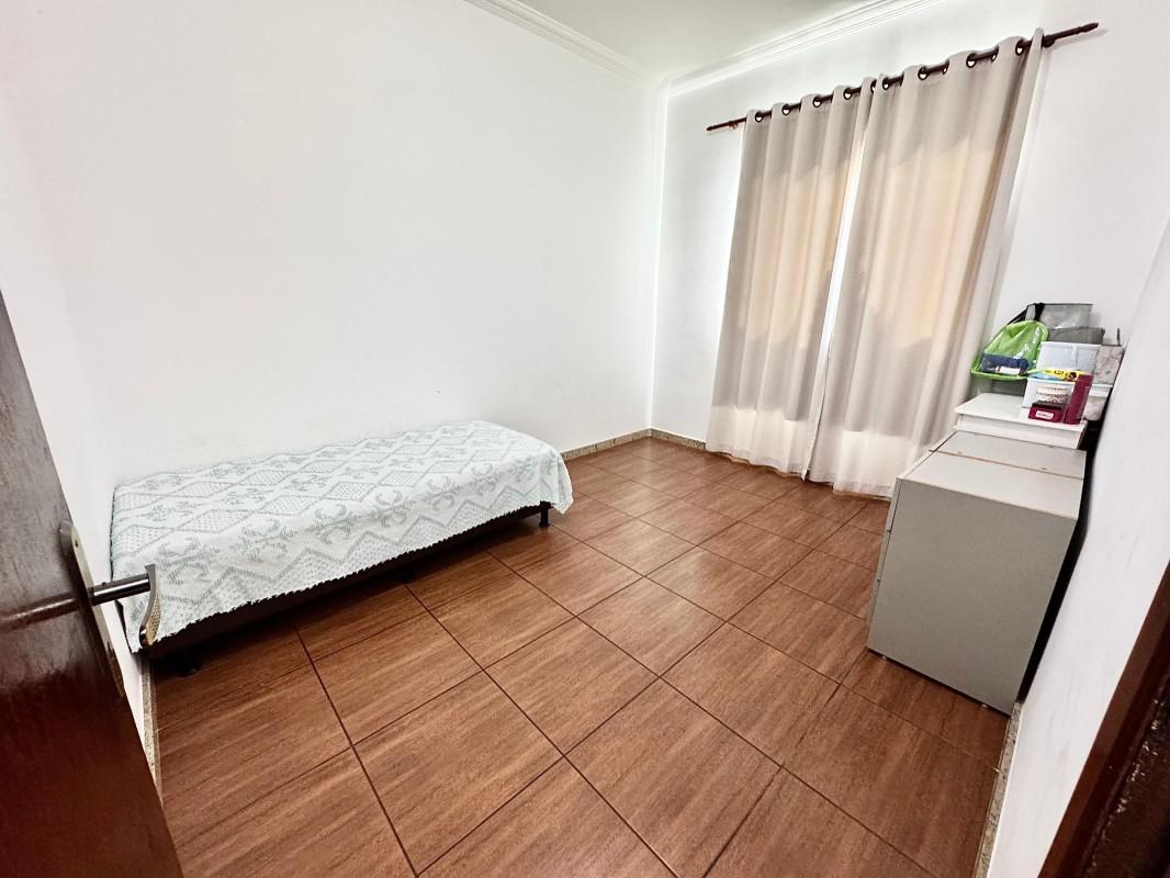 Casa, Parque Xangri-lá, 4 Quartos, 8 Vagas, 2 Suítes