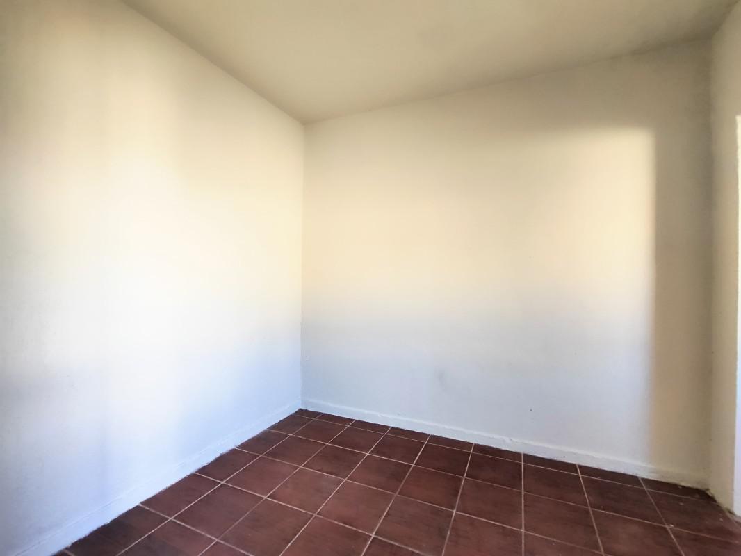 Casa, Sagrada Família, 2 Quartos, 1 Vaga