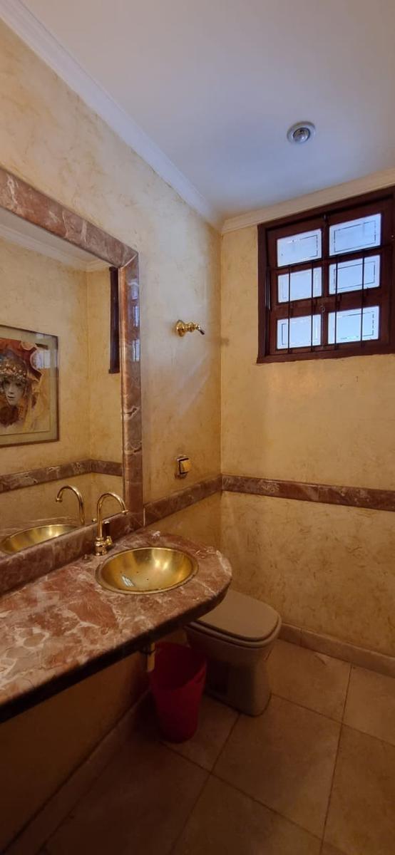 Casa, Jardim Atlântico, 3 Quartos, 8 Vagas, 1 Suíte