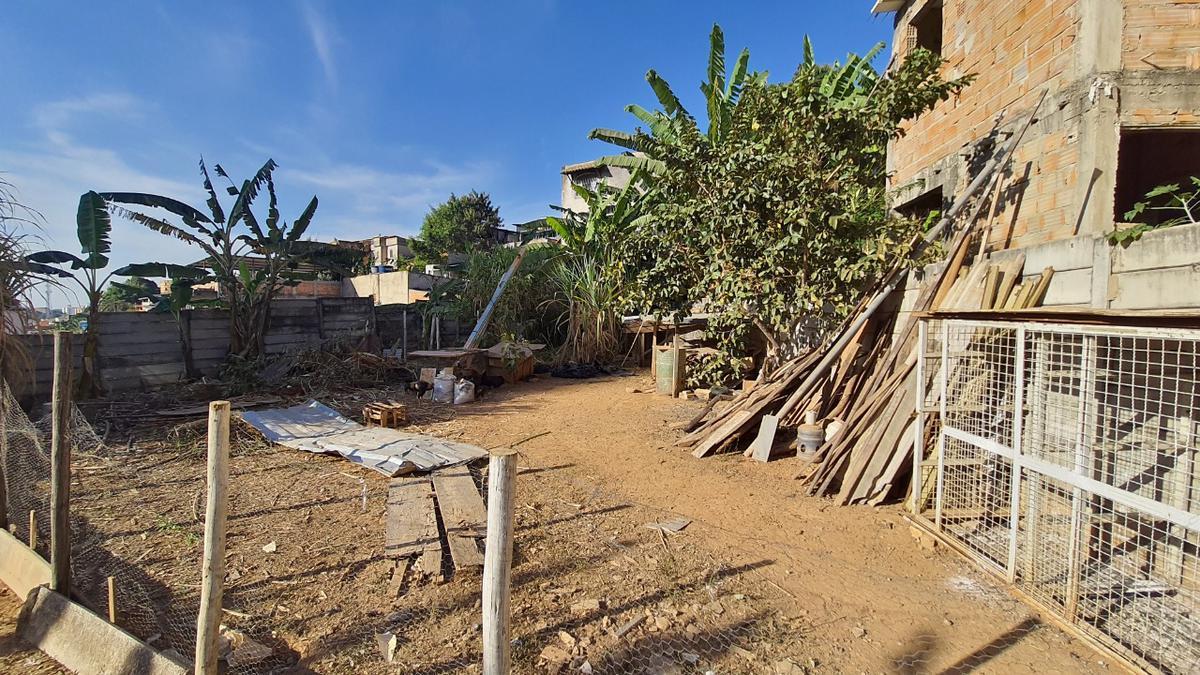 Lote, Nova Esperança, 0 Quarto, 0 Vaga