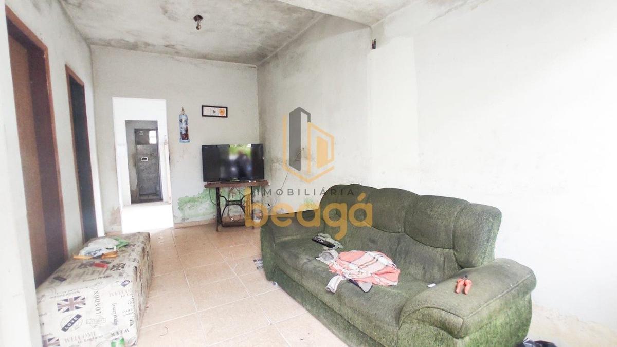 Casa, Santa Terezinha, 3 Quartos, 6 Vagas