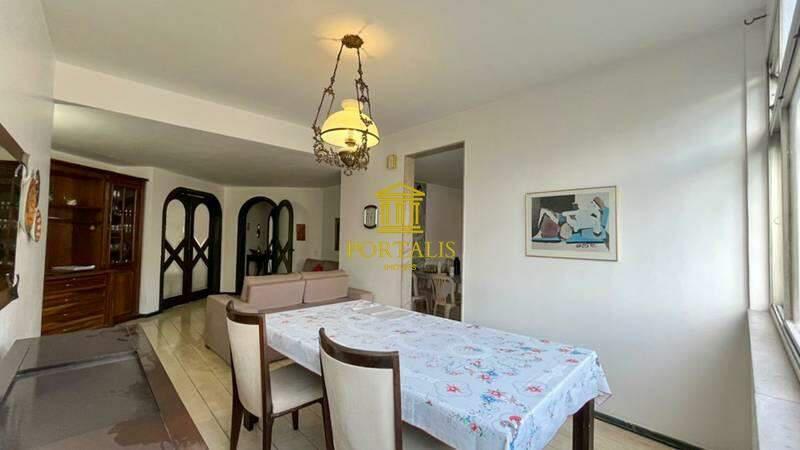 Cobertura, Funcionários, 6 Quartos, 3 Vagas, 1 Suíte