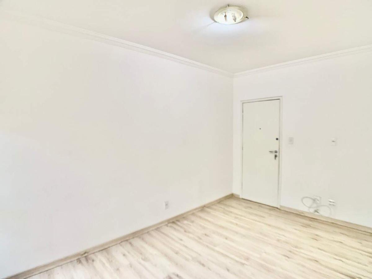 Apartamento, Estoril, 2 Quartos, 1 Vaga, 1 Suíte