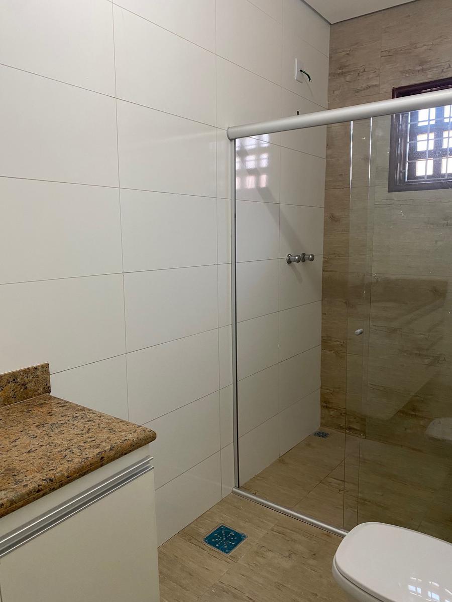 Casa, Castelo, 4 Quartos, 4 Vagas, 3 Suítes