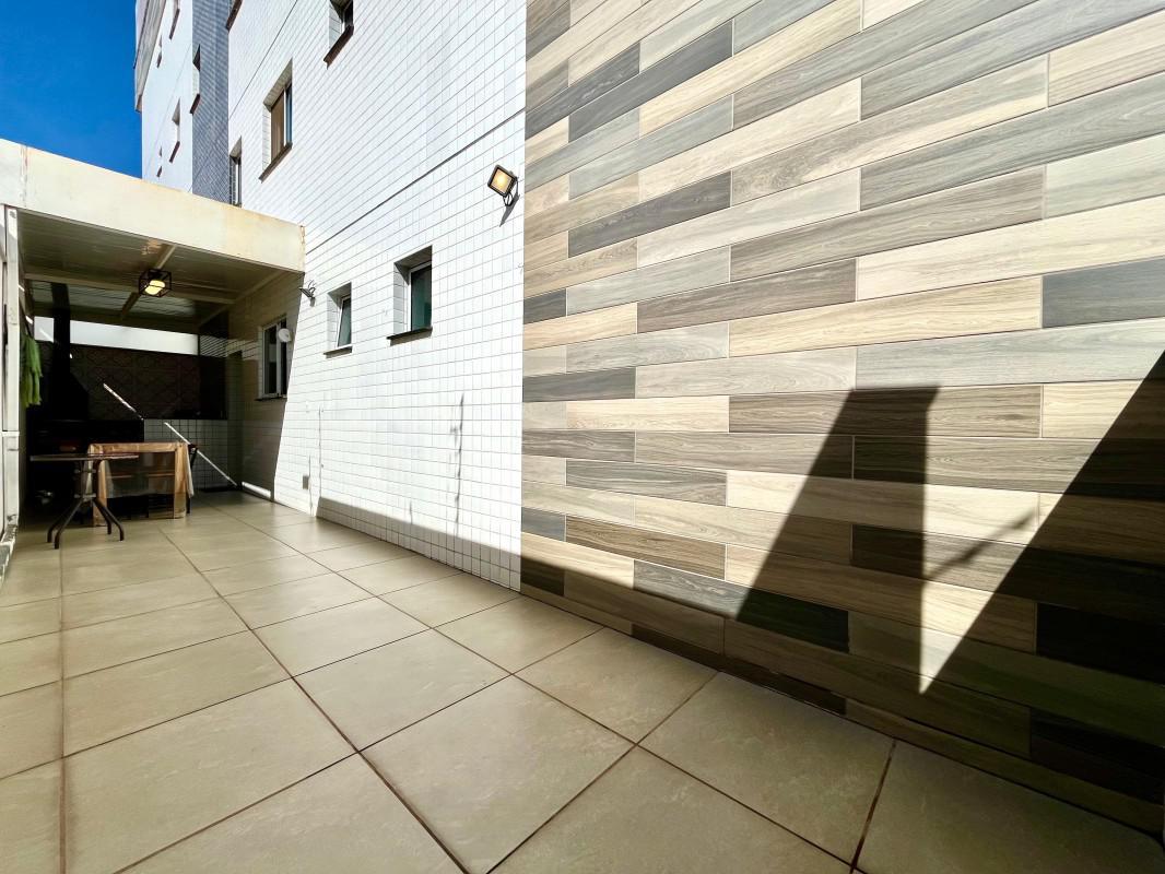 Apartamento, Serrano, 3 Quartos, 2 Vagas, 1 Suíte