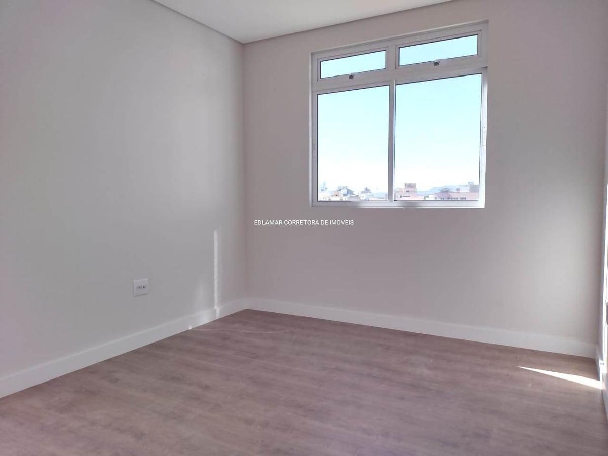 Apartamento, Santa Cruz Industrial, 3 Quartos, 4 Vagas, 1 Suíte