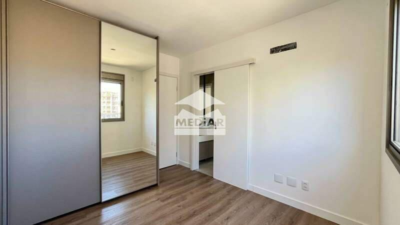 Apartamento, Cruzeiro, 4 Quartos, 3 Vagas, 2 Suítes