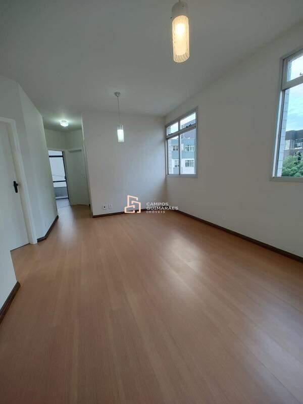 Apartamento, Barreiro, 3 Quartos, 1 Vaga, 1 Suíte