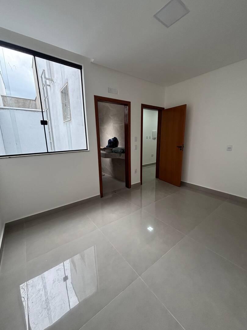 Casa, Belvedere, 3 Quartos, 1 Vaga, 1 Suíte