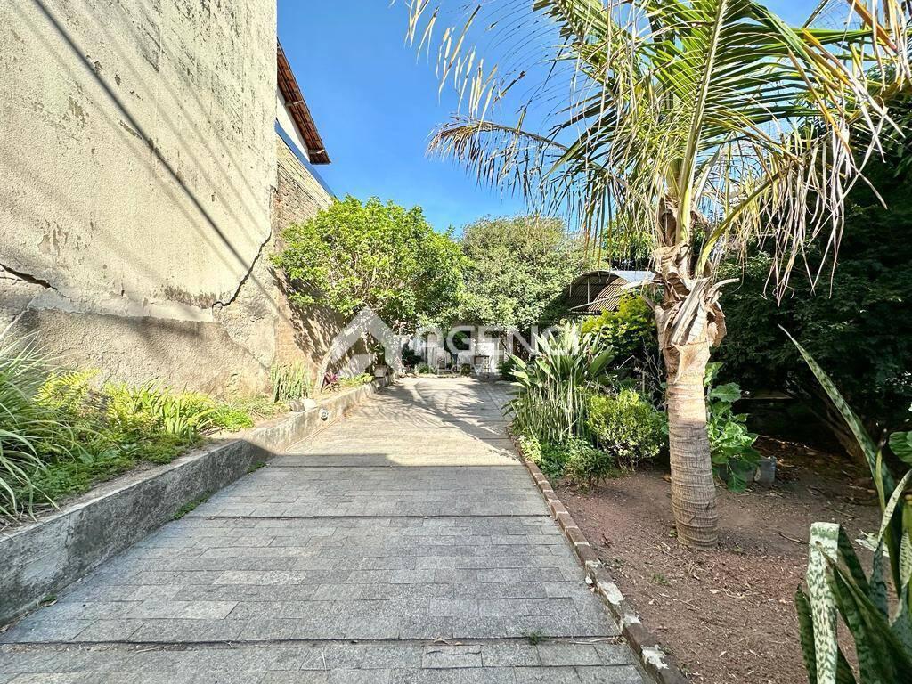 Casa, Camargos, 2 Quartos, 0 Vaga, 1 Suíte