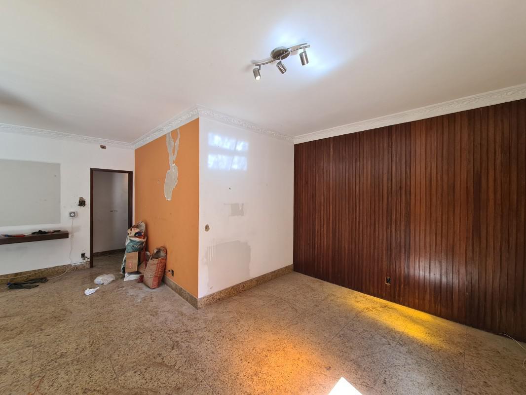 Casa, Gutierrez, 5 Quartos, 4 Vagas, 2 Suítes