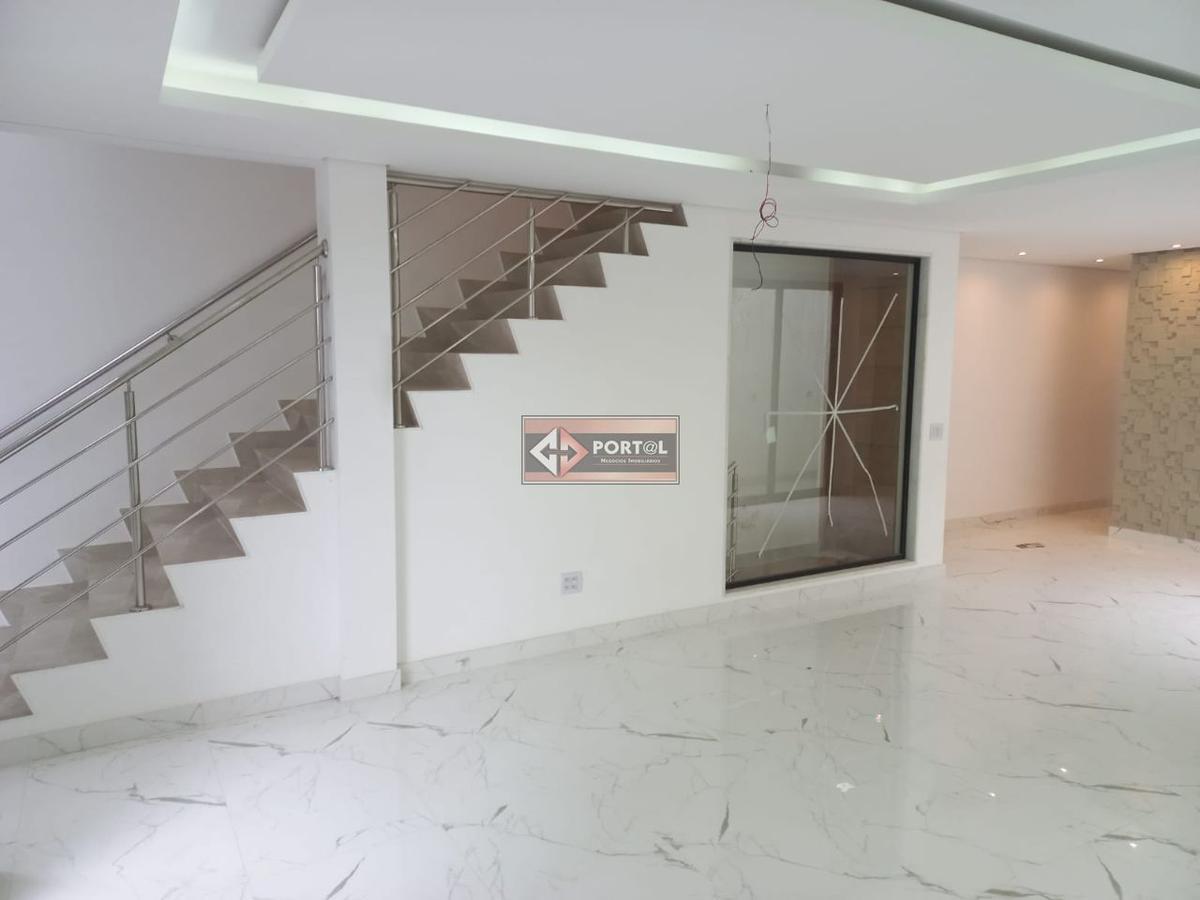 Casa, Santa Rosa, 3 Quartos, 2 Vagas, 3 Suítes