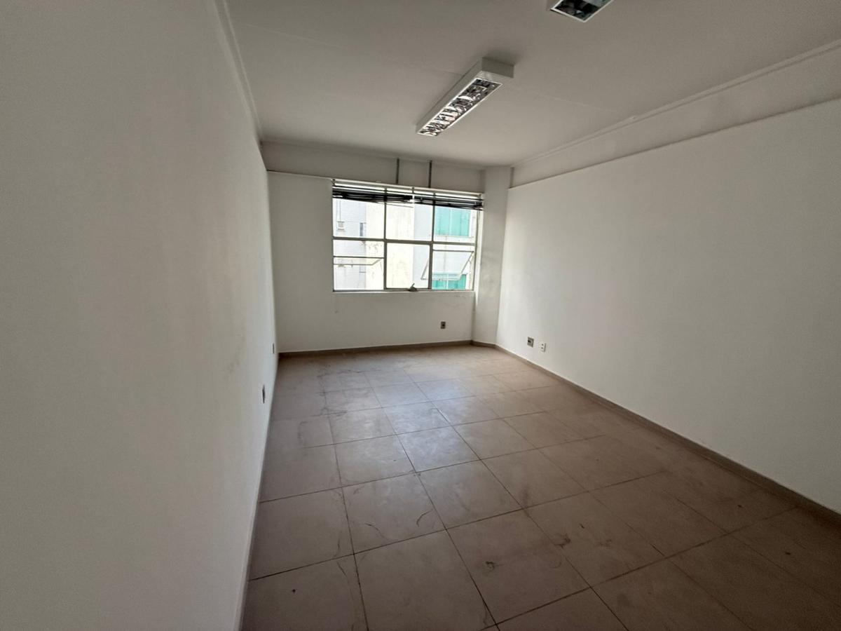 Sala, Santa Efigênia, 0 Quarto, 1 Vaga