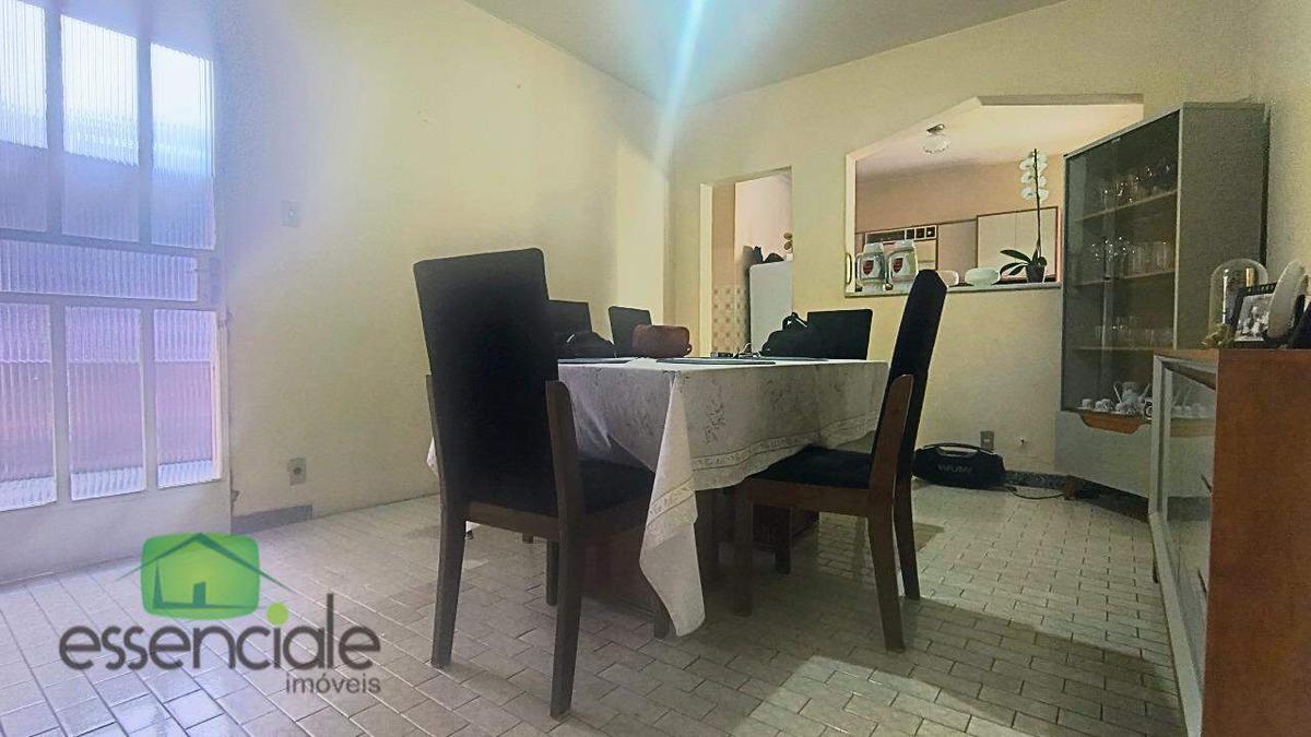 Casa, Santa Cruz Industrial, 3 Quartos, 3 Vagas, 1 Suíte