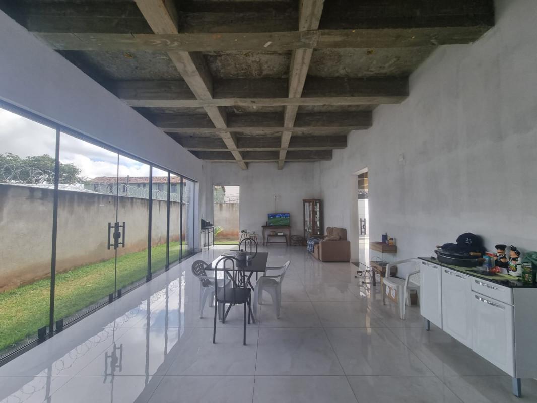 Casa, Jardim Riacho das Pedras, 3 Quartos, 4 Vagas, 1 Suíte