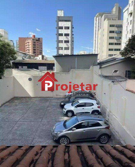 Galpão, Santo Agostinho, 6 Quartos, 12 Vagas, 2 Suítes