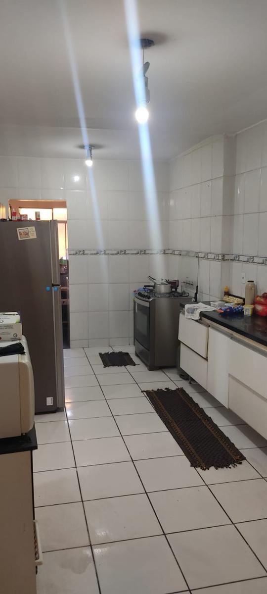 Casa, Céu Azul, 0 Quarto, 0 Vaga