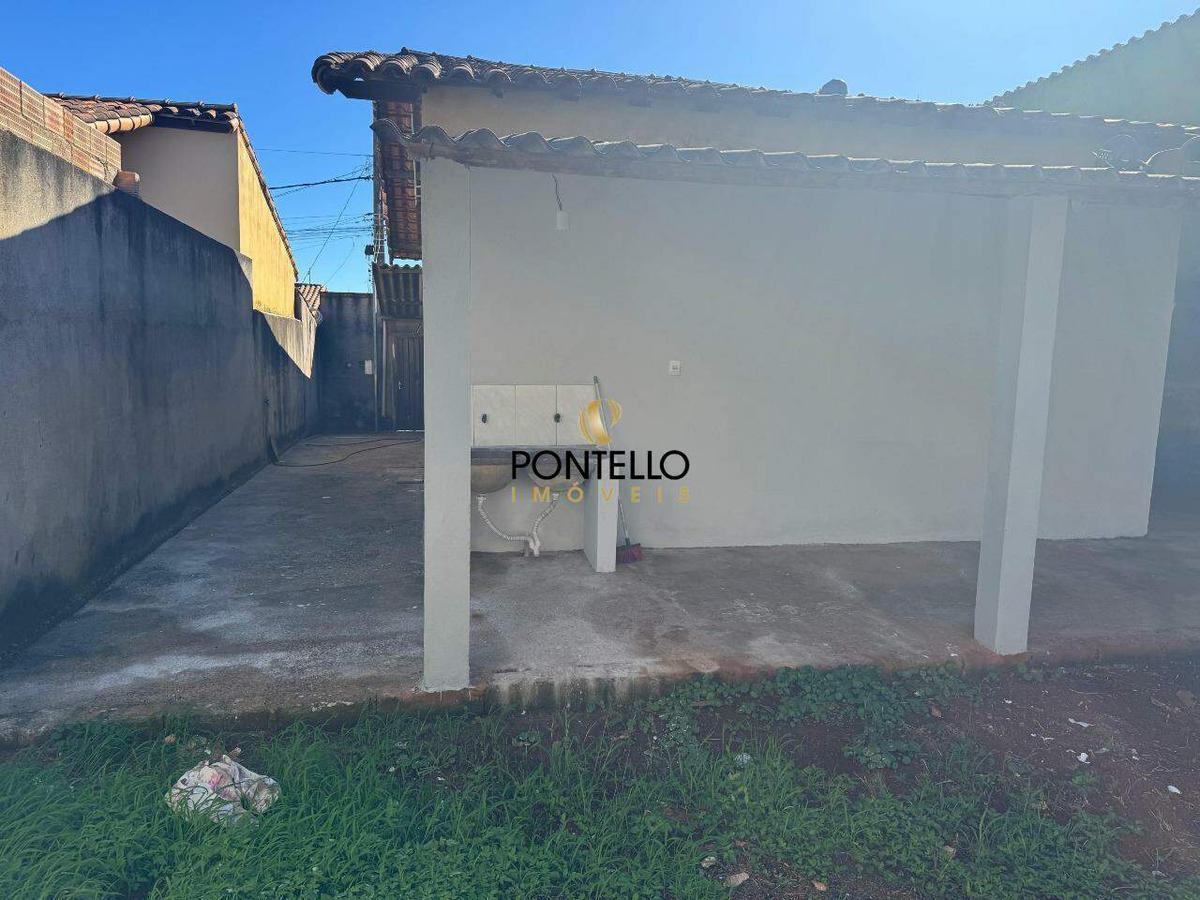 Casa, CDI, 3 Quartos, 2 Vagas