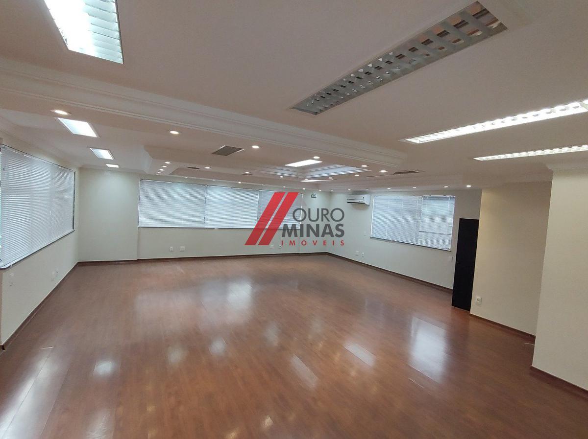 Sala, Santa Efigênia, 3 Vagas