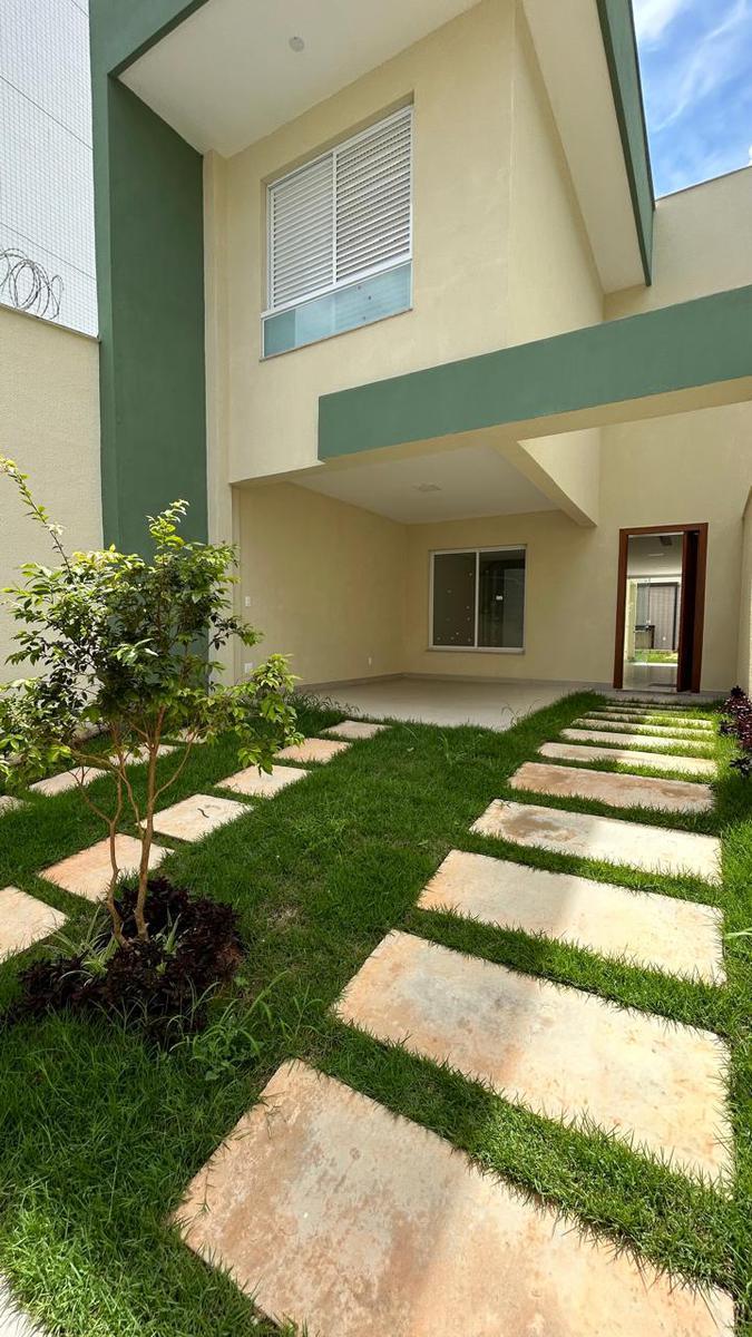 Casa, Nova Floresta, 4 Quartos, 3 Vagas, 2 Suítes