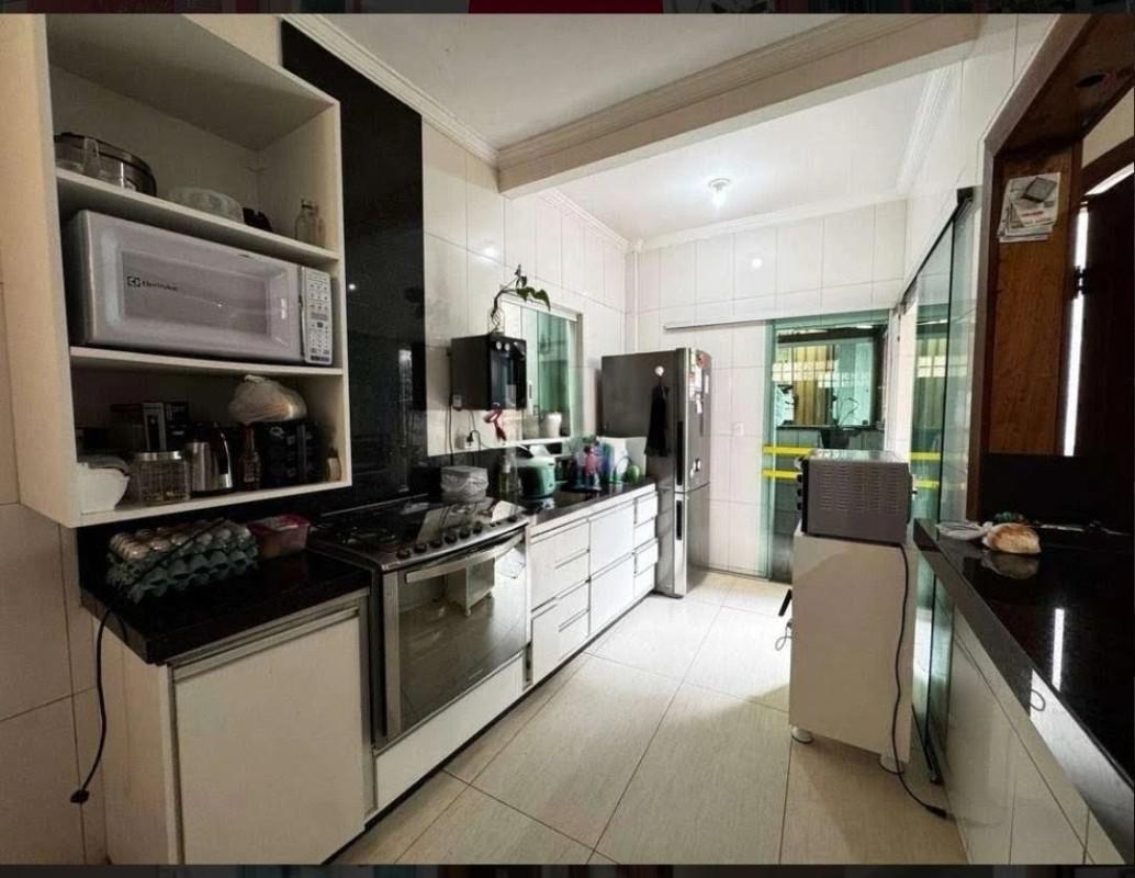 Casa, Jardim América, 5 Quartos, 4 Vagas, 2 Suítes