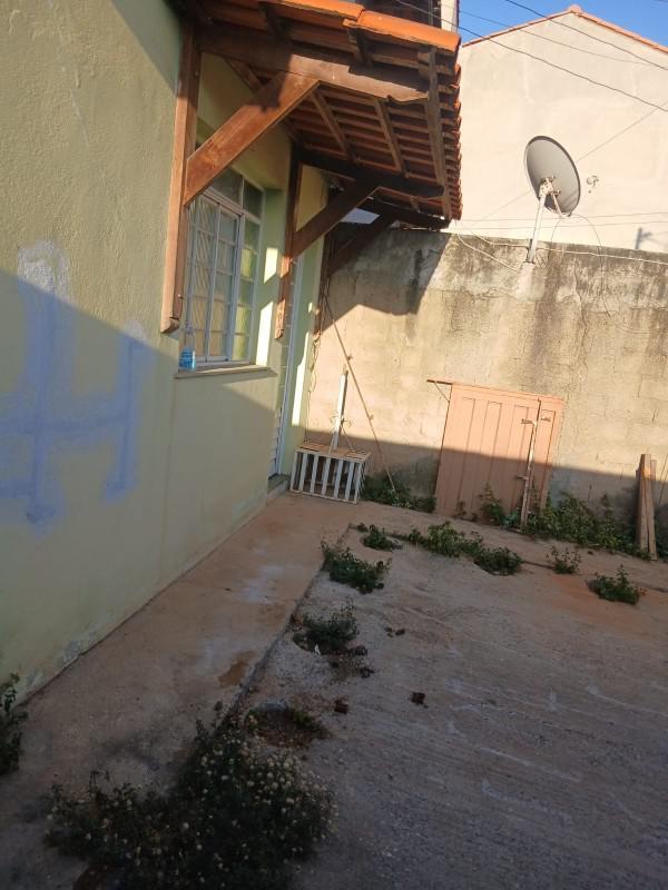 Casa, Frimisa, 2 Quartos, 2 Vagas