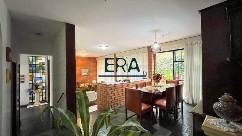 Casa, Comiteco, 4 Quartos, 3 Vagas, 2 Suítes