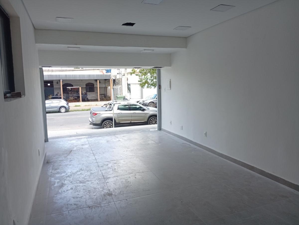 Andar, São José, 0 Quarto, 0 Vaga