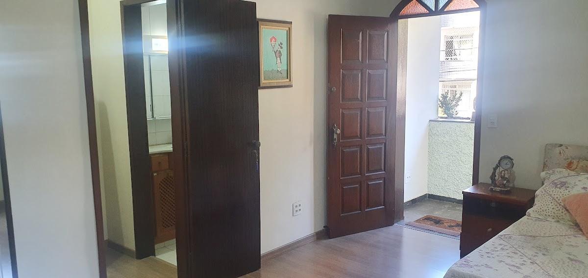Casa, Buritis, 4 Quartos, 3 Vagas, 2 Suítes